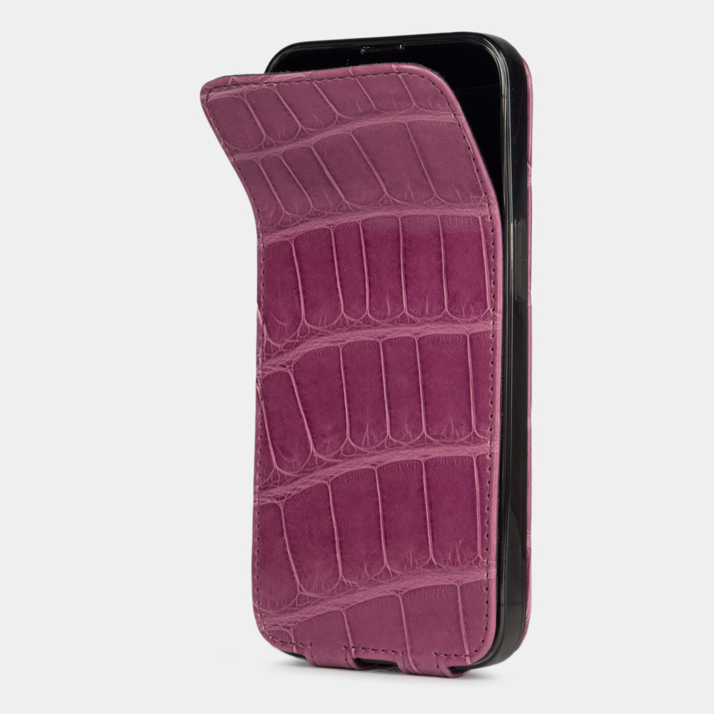 Чехол кожаный  для iPhone 13 Pro розового цвета