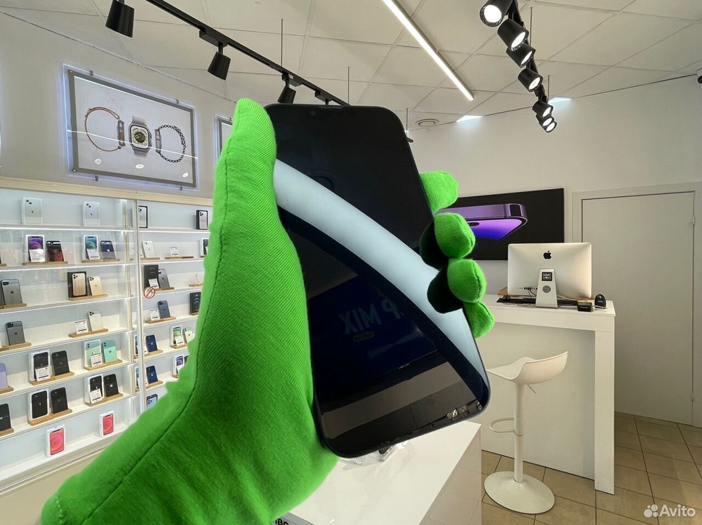 iPhone 13 256 ГБ б/у