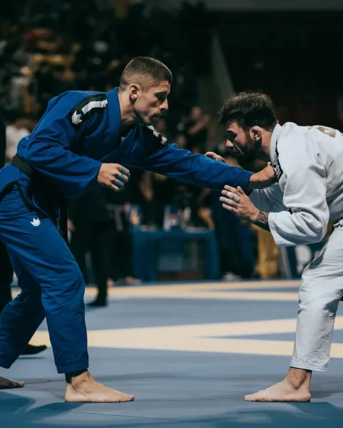 Спортивное кимоно: выбираем экипировку для боевых искусств