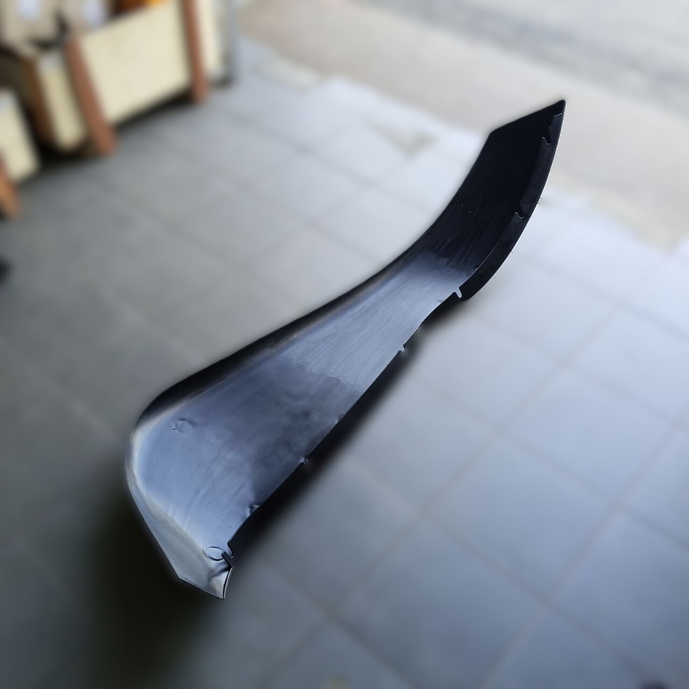 Крыло заднее правое черное н.м | 332/D4972, 331/27634 | Ayex