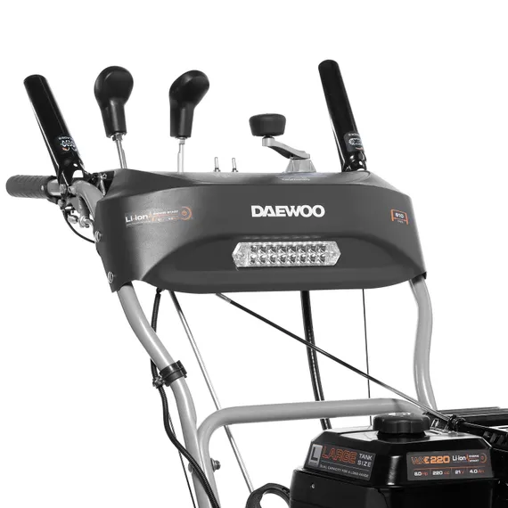 Бензиновый снегоуборщик DAEWOO S 8060