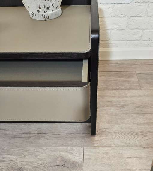 Прикроватная тумбочка Yokima L с полкой и ящиком