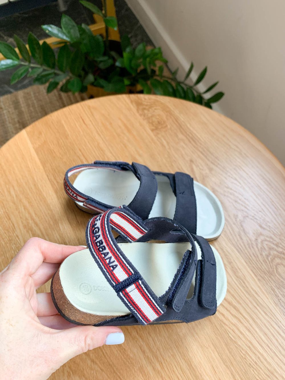 Новые сандалии Dolce&Gabbana, 28,5