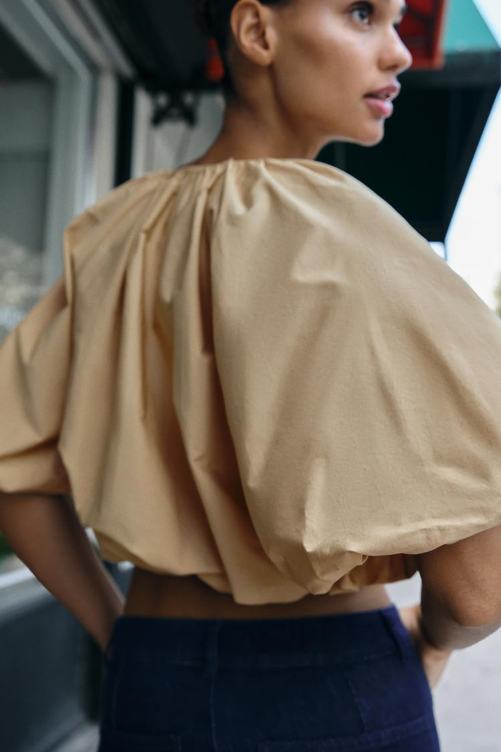 ZARA УКОРОЧЕННЫЙ ТОП-БАЛЛОН ИЗ ПОПЛИНА, РЫЖЕВАТО-КОРИЧНЕВЫЙ