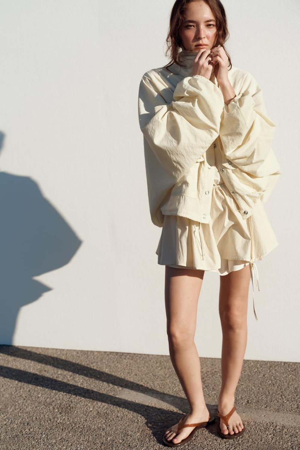 ZARA КУРТКА ИЗ НЕЙЛОНА С КАРМАНАМИ,БЕЖЕВЫЙ