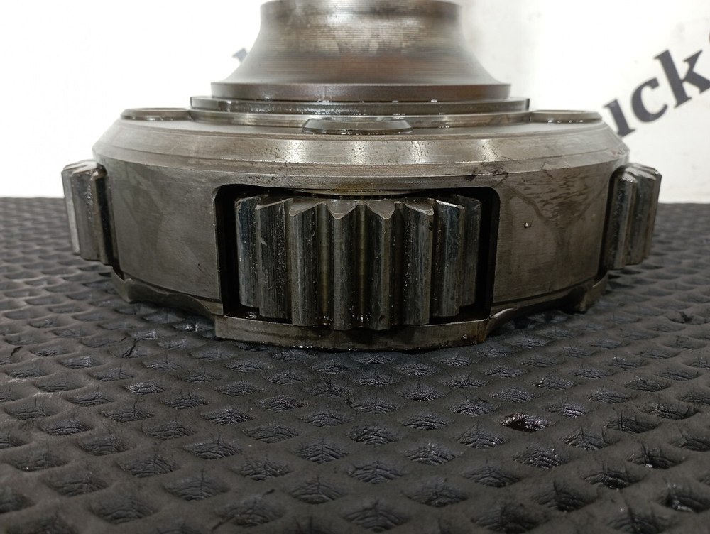 Вал планетарной передачи