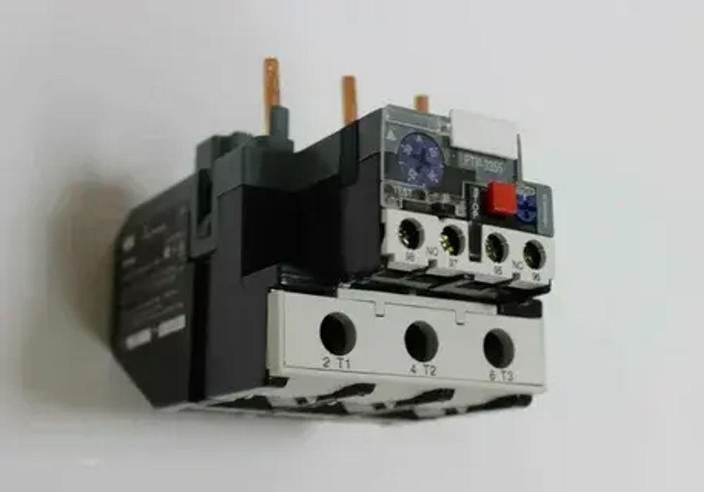 Реле РТИ-3355 электротепловое 30-40А IEK арт.DRT30-0030-0040
