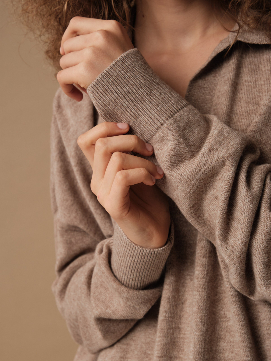 J0461-8043 Джемпер-поло женский, бежевый dbr