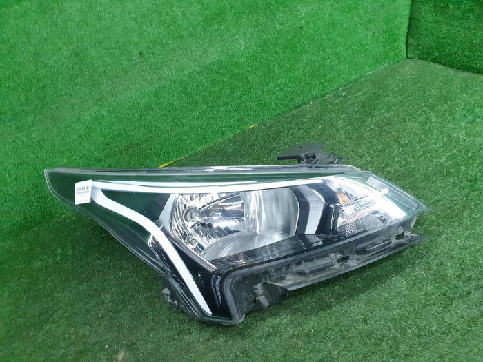 Фара правая Kia Rio 4 (2020-н.в.) галоген