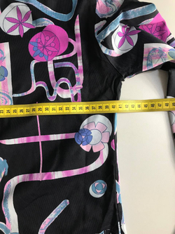 Блузка Christian Lacroix запоминающейся расцветки, визуально на 42 размер