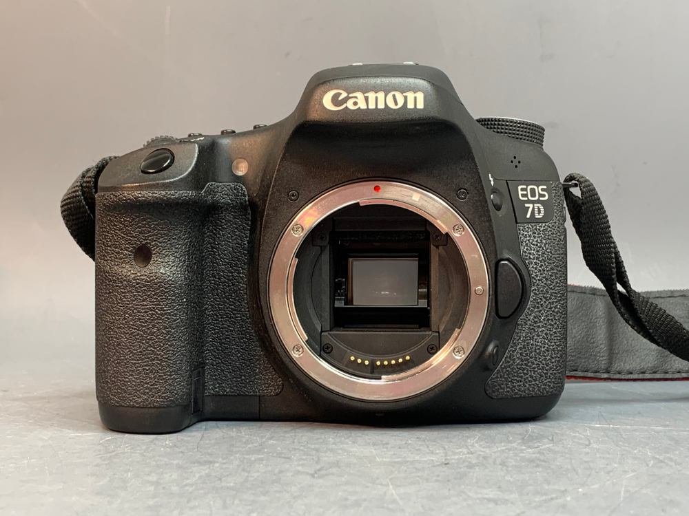 Canon EOS 7D 18.700 кадров