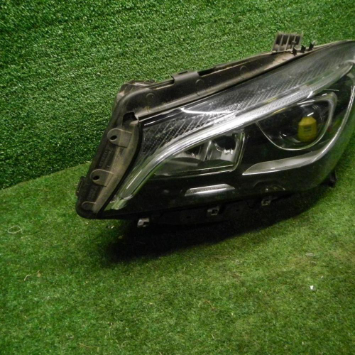 Фара левая Mercedes CLA w117 C117 (2016-2019) LED