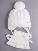 Шапка осенняя детская на завязках и снуд