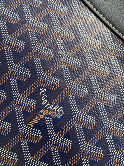 Goyard Conti Pouch