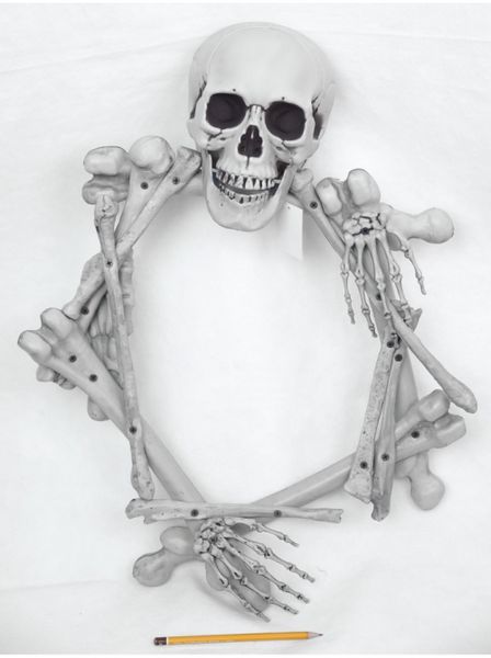 Венок из костей и черепа 65 х48 см Хэллоуин HS-4-46