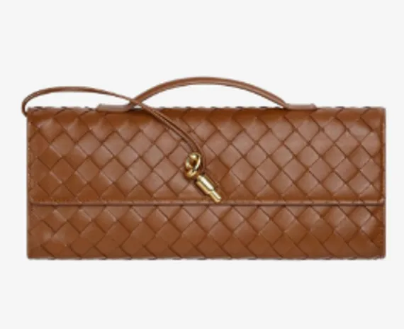 Клатч Bottega Veneta Andiamo коричневый