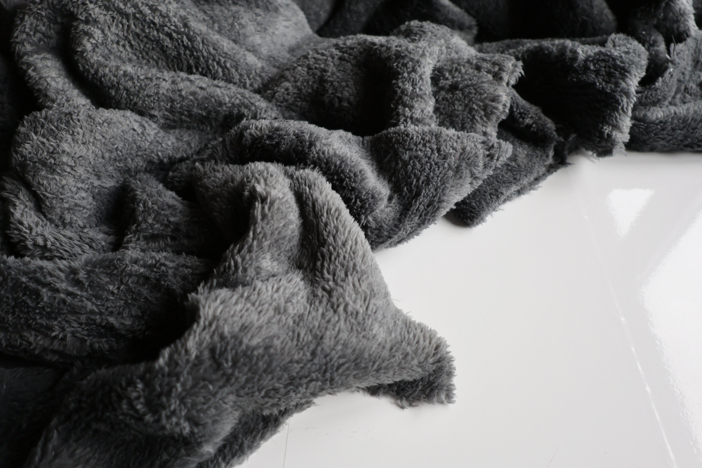 ГРАФИТ - Флис ГУСТОЙ с двусторонним ворсом (КРВ619 Олеся) (к0 след от скотча, от кромки 20см)