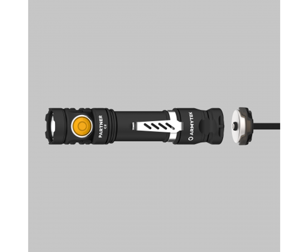 Фонарь Armytek Partner C2 Magnet USB Белый