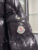 Пуховик Moncler