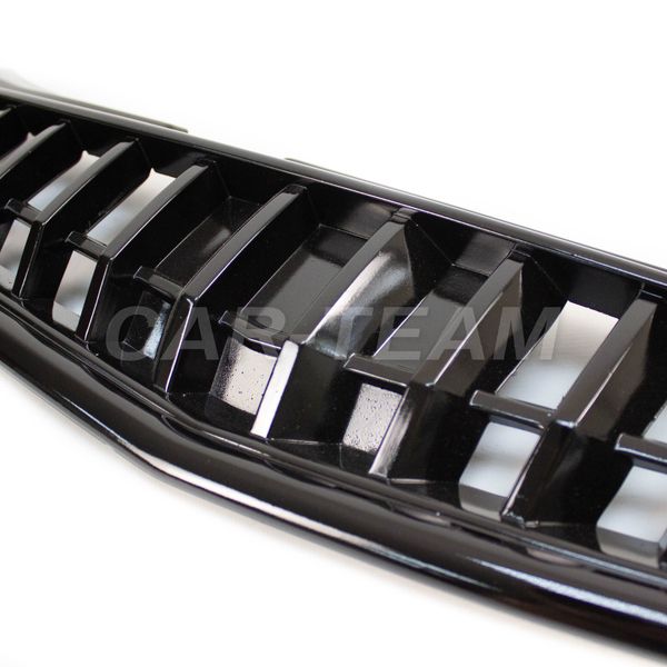 Решетка радиатора на Лада Приора 2 в стиле Mercedes-Benz AMG, черный лак