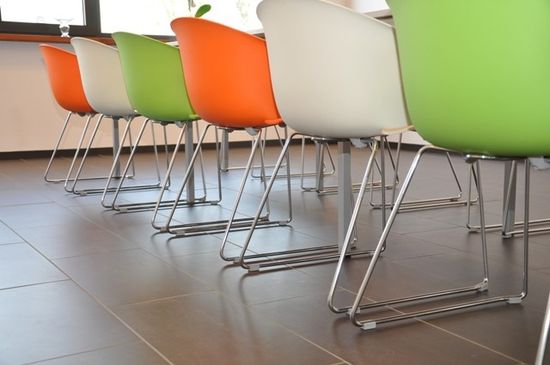 Кресло зеленое пластиковое Grace Италия