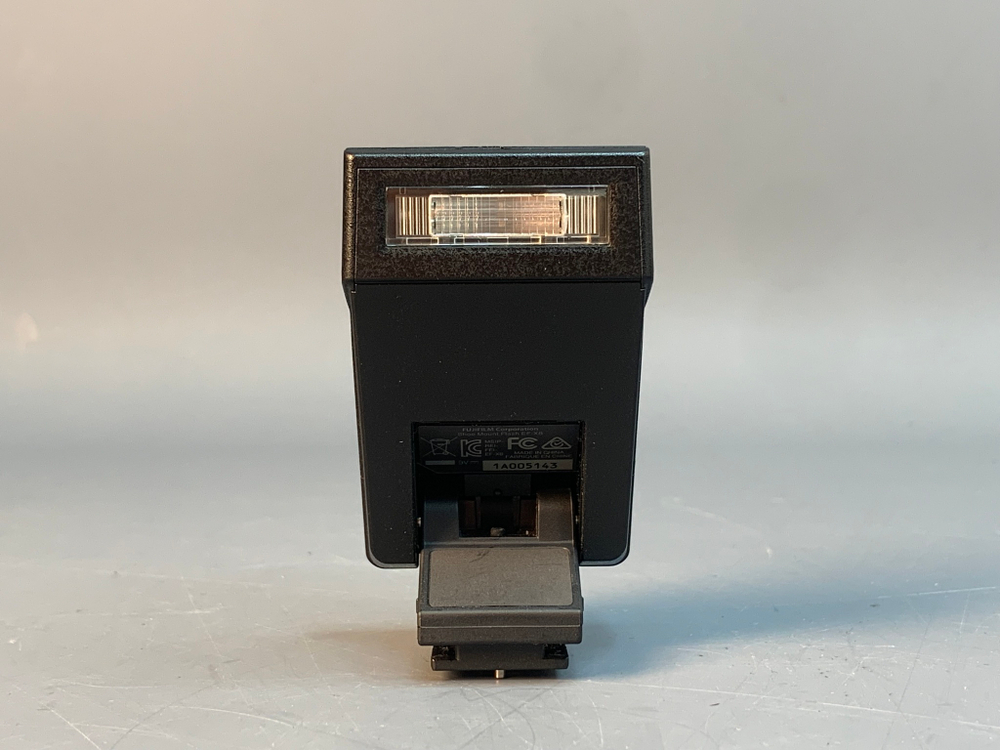 Вспышка Fujifilm EF-X8