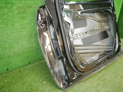 Дверь передняя правая Mercedes GLC C253 (2016-н.в.)