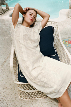 ZARA ПЛАТЬЕ С ВЫШИВКОЙ И БУСИНАМИ — LIMITED EDITION, ЖЕЛТОВАТО-БЕЛЫЙ