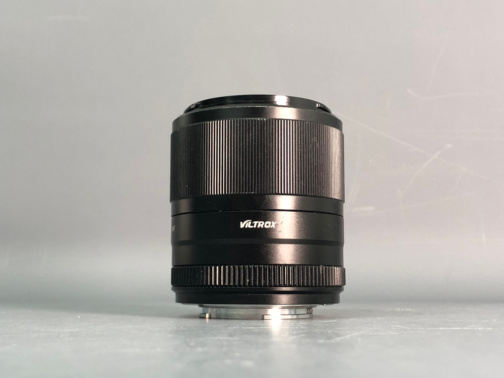 Объектив Viltrox 33mm 1.4 STM Fujifilm X-Mount
