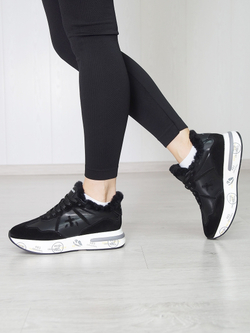 Кроссовки женские зимние