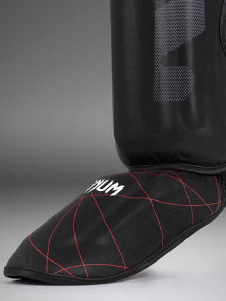 Щитки Venum Tactical XT Black/Fire Red
