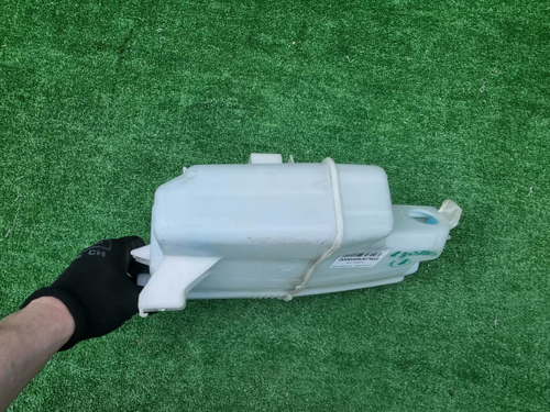 Бачок омывателя Mazda CX-5 1 (2011-2017)