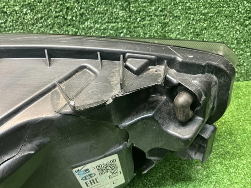 Фара левая Lada Vesta (2022-н.в.) LED