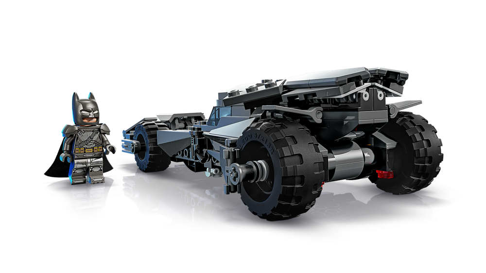 Конструктор Лего ДС Супер герои Бэтмобиль Бэтмен против Супермена 76331 | LEGO DC Batman v Superman Batmobile  220 д 9+