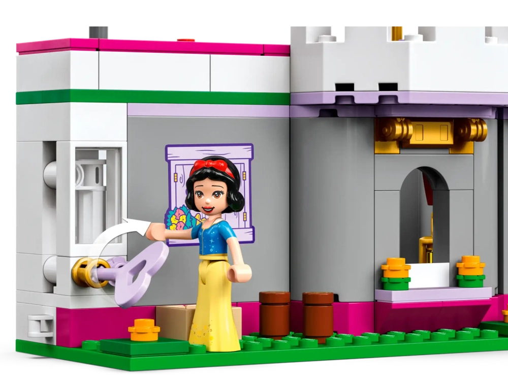 Конструктор LEGO Disney 43205 Сказочный замок приключений