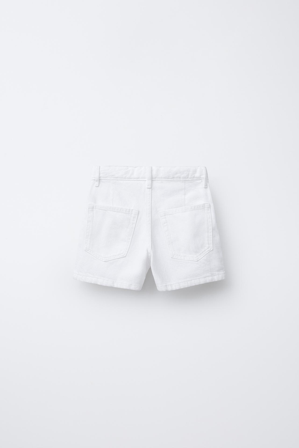 ZARA ЮБКА-ШОРТЫ С ЛЮВЕРСАМИ, БЕЛЫЙ