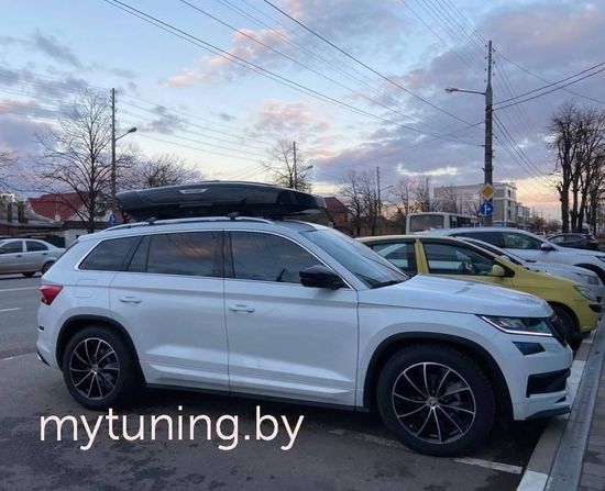 Автобокс Broomer Venture LS (450 л.)  АБС/ПММА (Черный глянец)