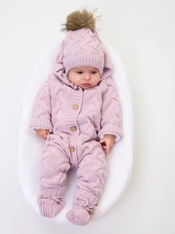 Комплект вязаный новорожденному: комбинезон+шапка+пинетки