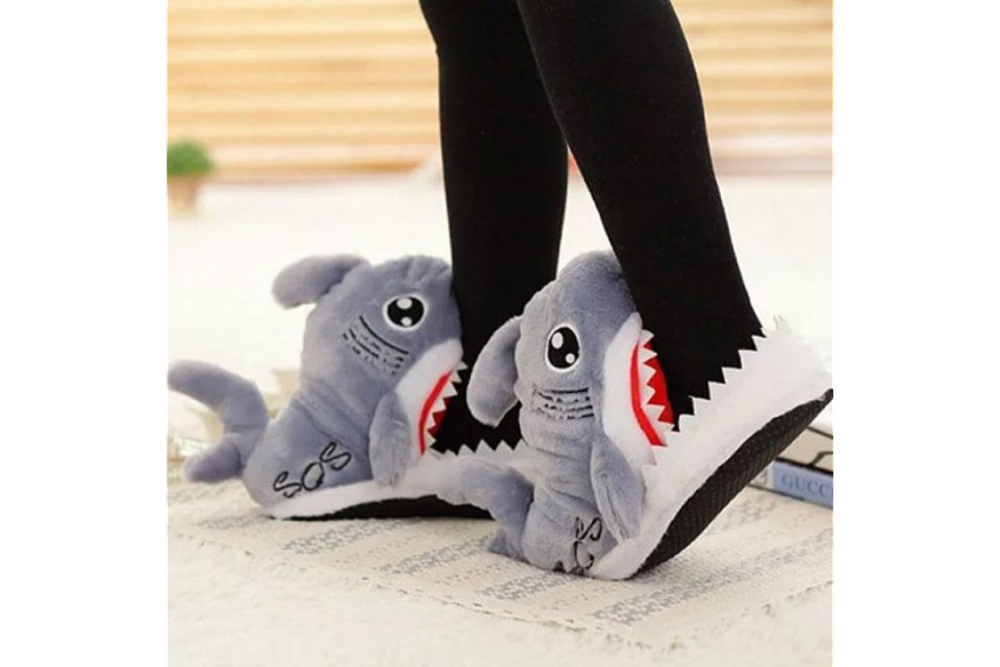 Тапочки FunFur Акула Серый