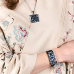 Браслет Fiore Luna на черном кожаном ремешке CB13209-2