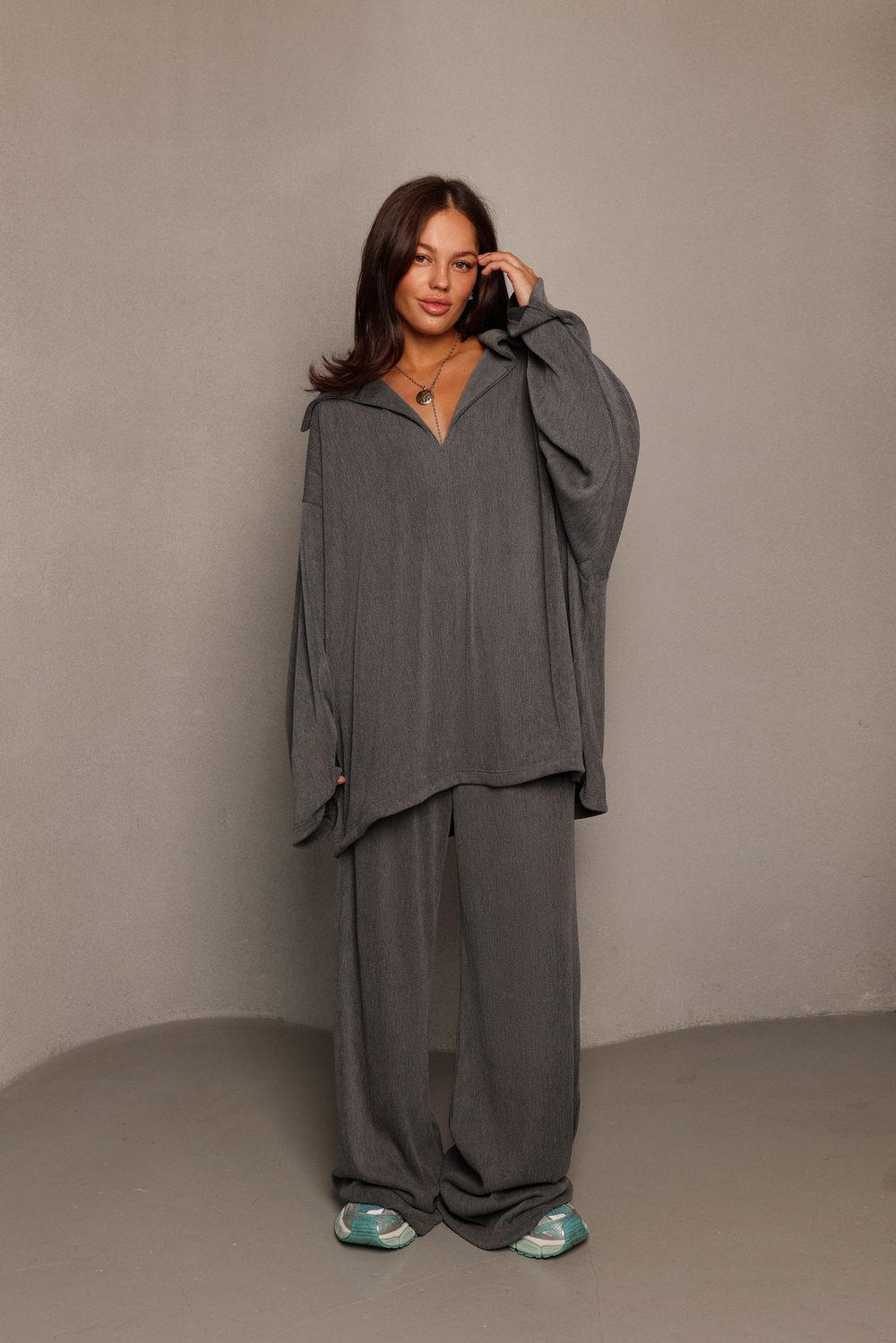 Брюки из фактурного трикотажа