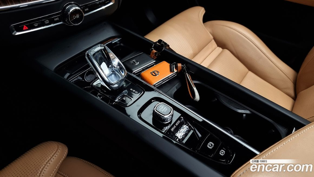 Volvo XC60 2 Generation T8 Inscription (02.2021)
