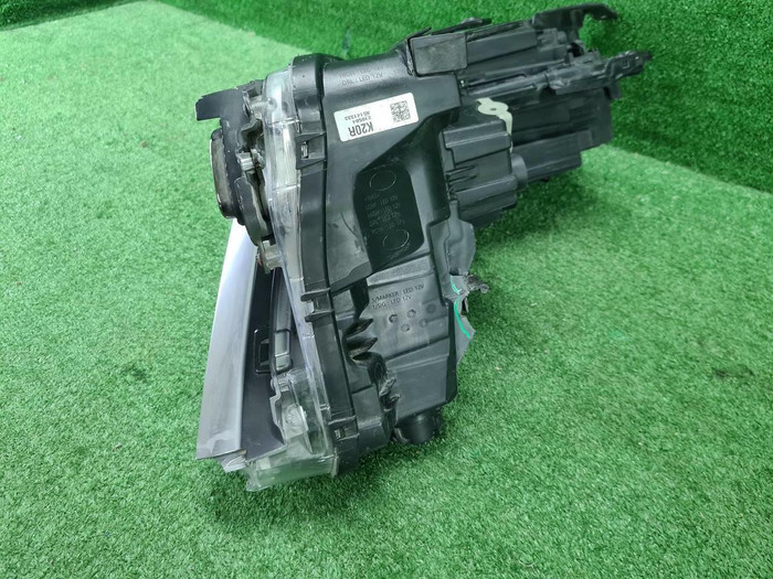 Фара правая Kia Carnival 4 (2020-2023) LED