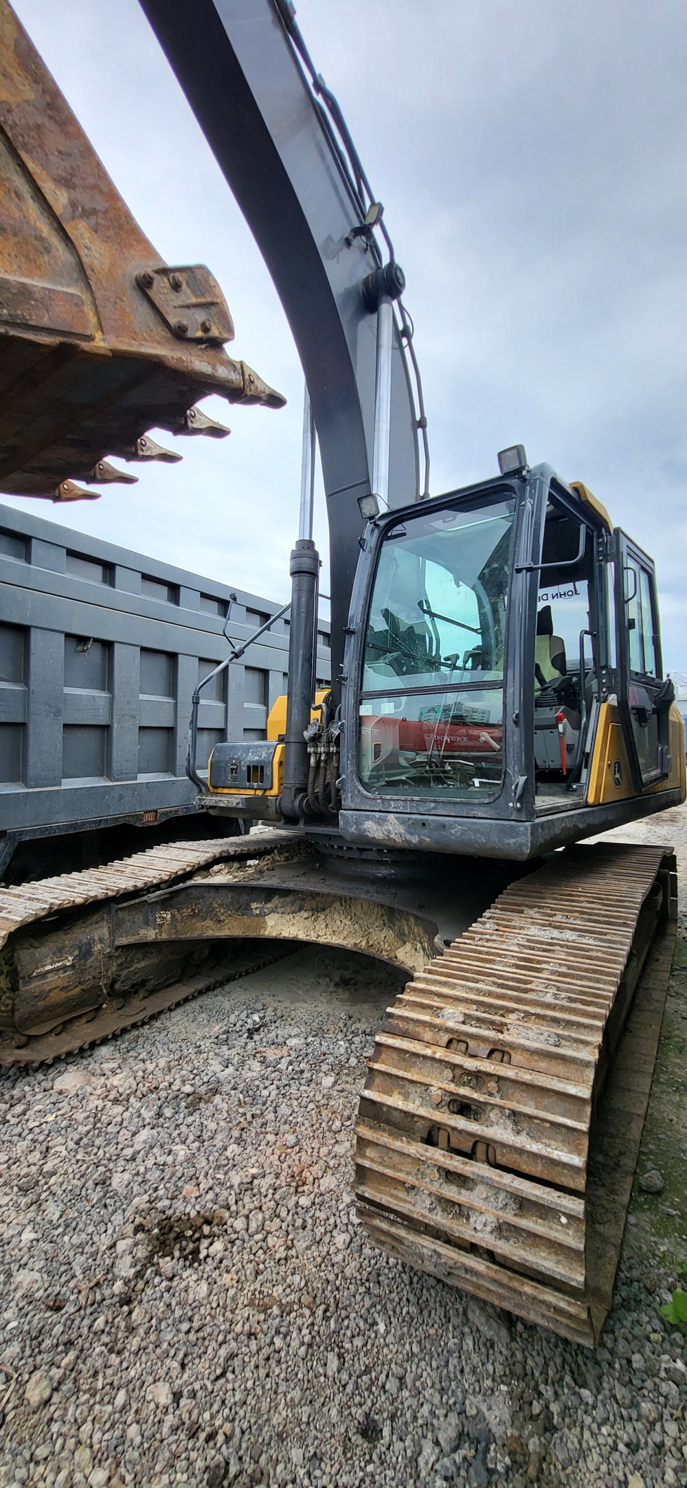 John Deere E260 Экскаватор E260LC (Дизельный, 6,8 л, 193 л.с., АТ)