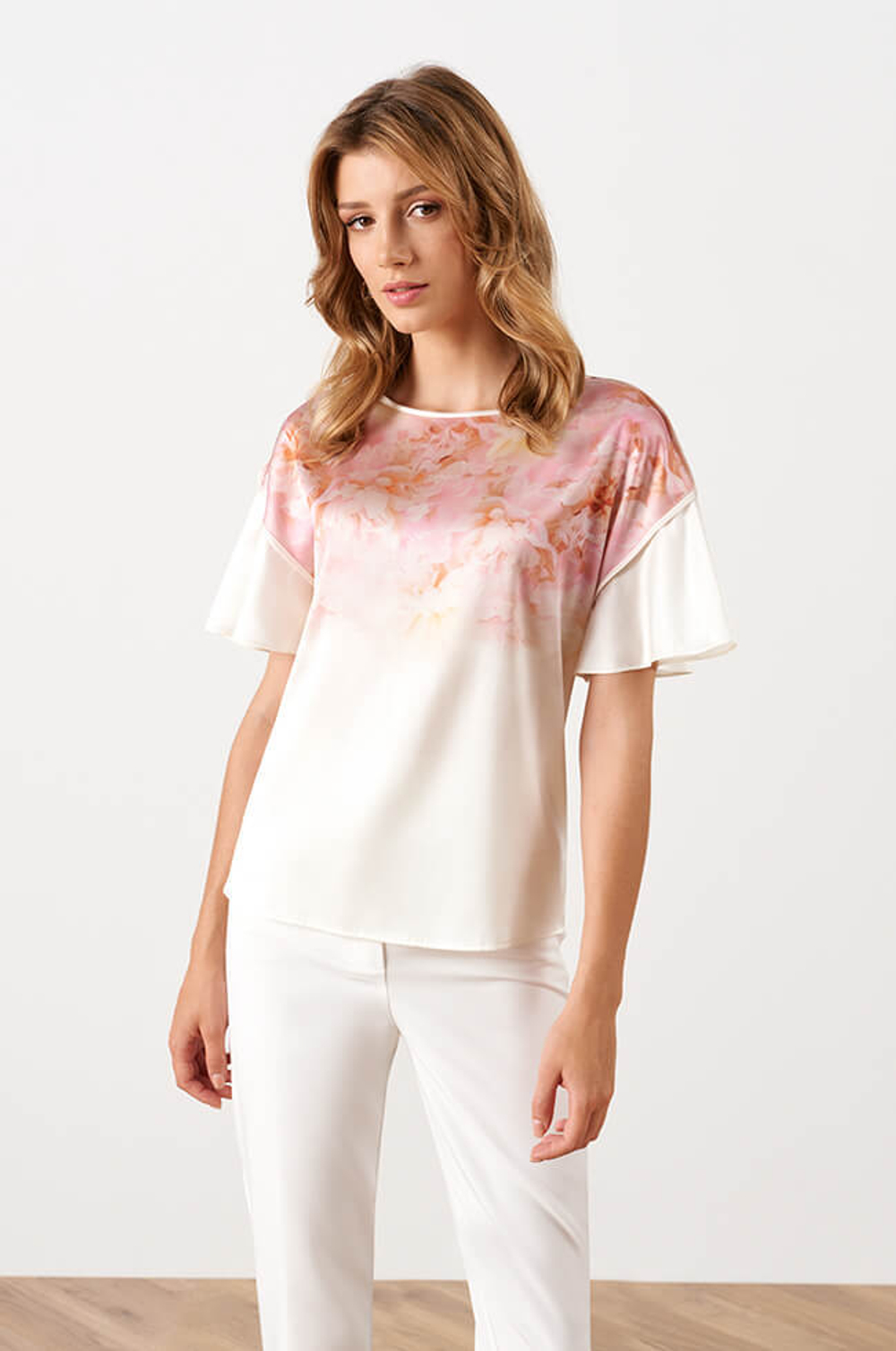 23034 Блузка женская (молочный)