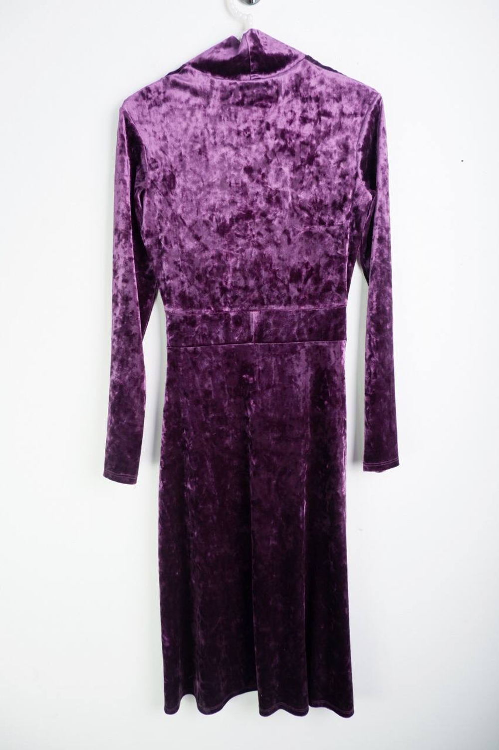 Платье Colambetta бархатное, визуально на 42 размер