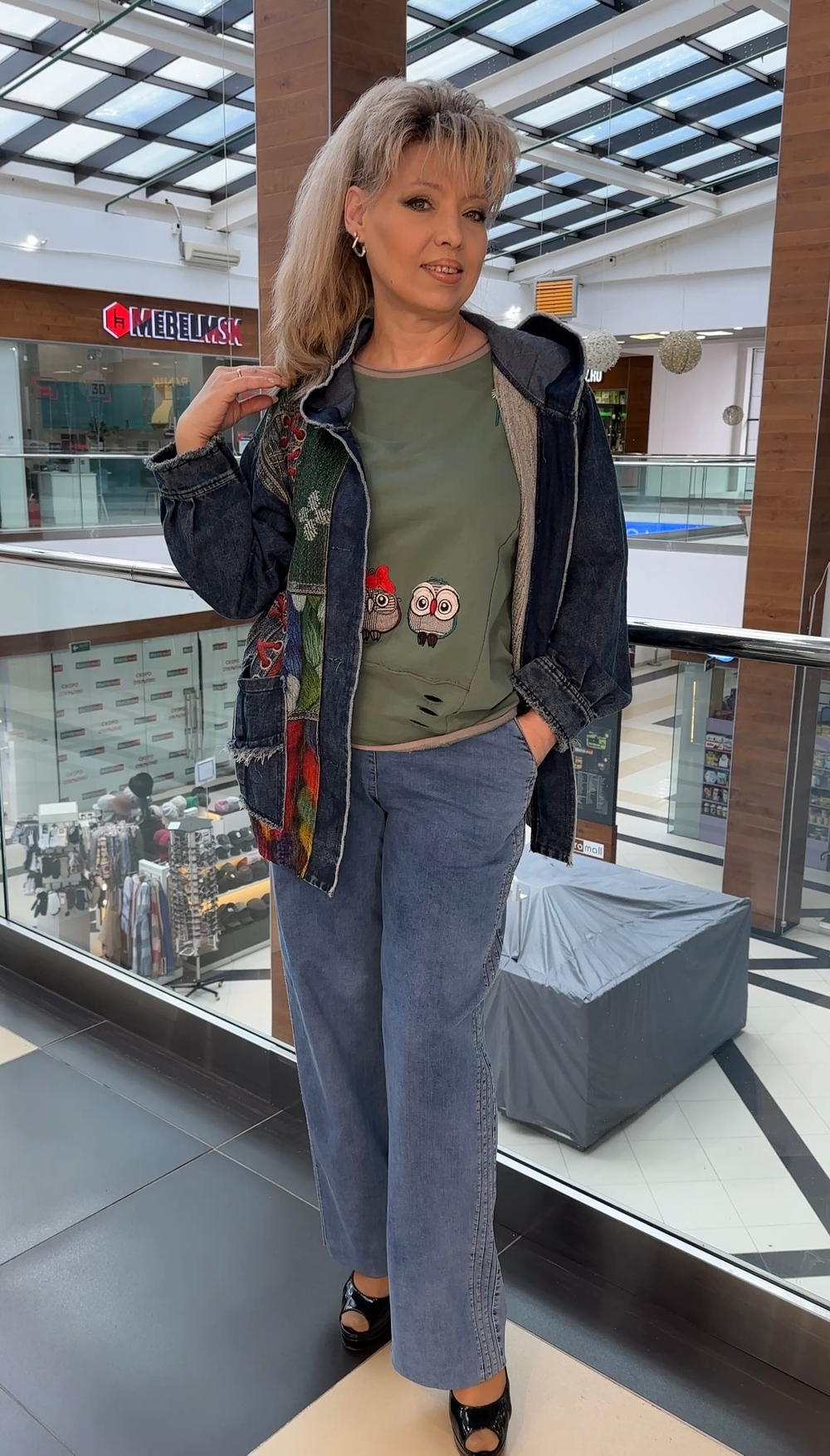 Джинсовый комбинированный жакет-ветровка