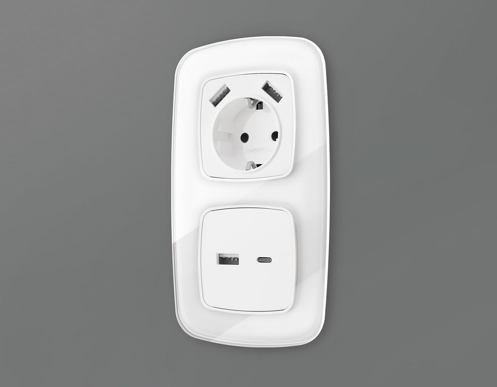 MO111010 Комплект механизма розетки OMEGA Белый глянец 2USB A+C 20W (быстрая зарядка) QUANT (OP1110, VM177)