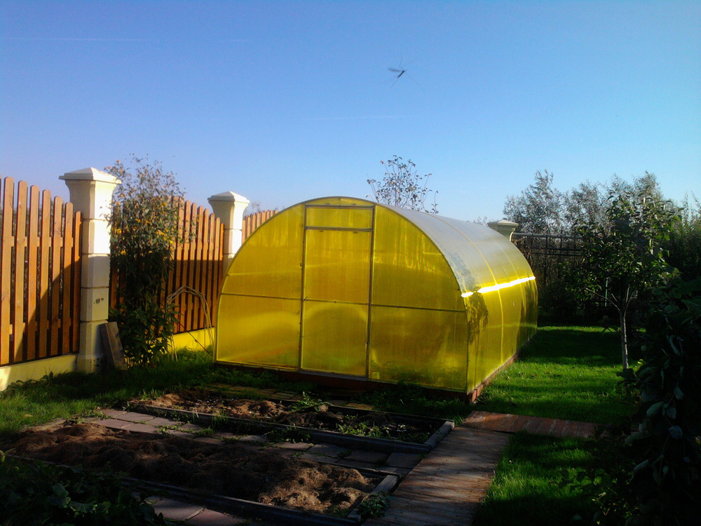 Поликарбонат сотовый Skyglass желтый 6 мм 2,1х6 м