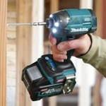 Винтоверт аккумуляторный MAKITA TD002GZ01 ударный